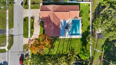 1318 NW 4th St in Boca Raton, FL - Building Photo - Building Photo