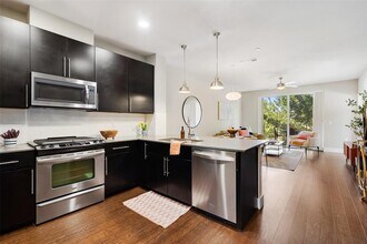 2800 Treble Ln in Austin, TX - Building Photo - Building Photo