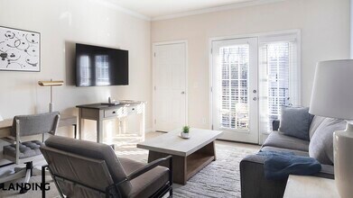 100 Waterstone Park Cir in Hillsborough, NC - Building Photo - Building Photo