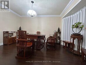 37 Allangrove Crescent in Toronto, ON - Building Photo - Building Photo