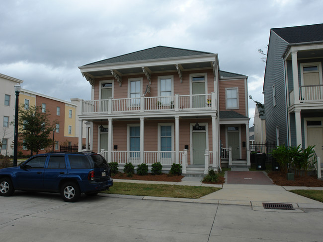 855 Adele Dr in New Orleans, LA - Building Photo - Building Photo