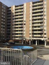 3001 Veazey Terrace NW-Unit -703 in Washington, DC - Building Photo - Building Photo