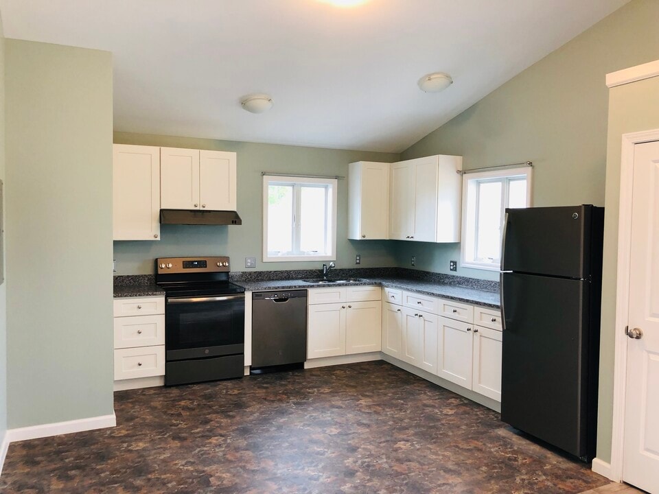 119 Birdseye View Dr in Ithaca, NY - Building Photo