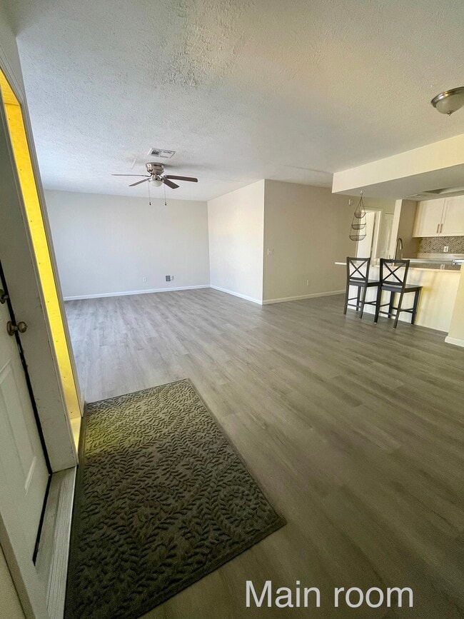 1252 SE 8th Terrace in Cape Coral, FL - Building Photo - Building Photo