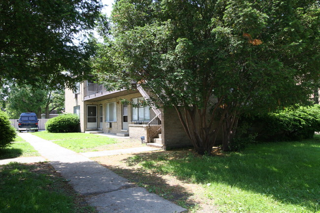 1702-1706 W St. Charles Rd in Maywood, IL - Building Photo - Building Photo