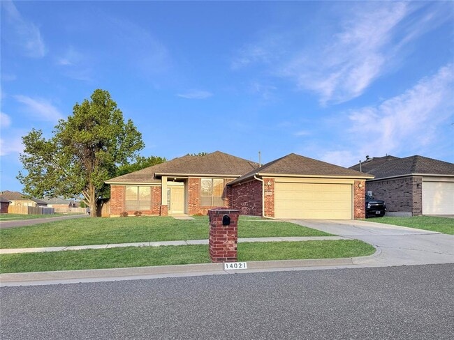 14021 Harvest Cir in Oklahoma City, OK - Building Photo - Building Photo