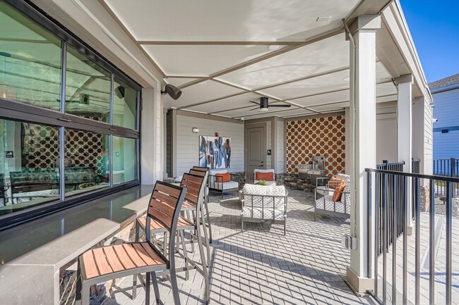 Magnolia at Lake Hamilton in Winter Haven, FL - Building Photo - Building Photo