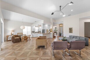 8308 Rosalie Ln in Wellington, FL - Building Photo