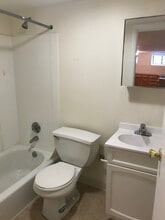 64 Brighton Ave, Unit 305 in Boston, MA - Building Photo - Building Photo