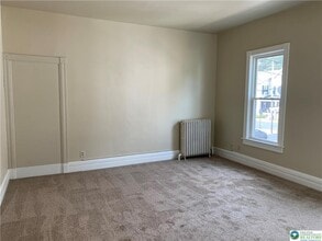 225 Market St in Bangor, PA - Building Photo - Building Photo