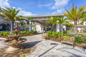 Diamond Oaks Village in Bonita Springs, FL - Foto de edificio - Building Photo