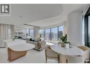 1033 Nelson St. in Vancouver, BC - Building Photo - Building Photo