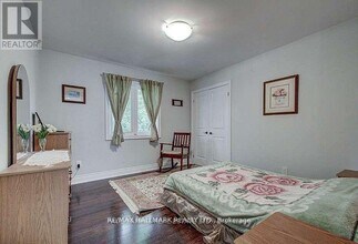 90 Grandview Ave in Markham, ON - Building Photo - Building Photo