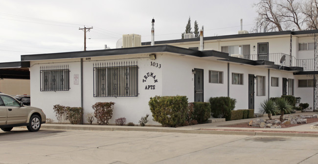 1033 Truman St SE in Albuquerque, NM - Foto de edificio - Building Photo