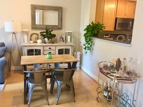 1201 N Garfield St, Unit 301 in Arlington, VA - Building Photo - Building Photo