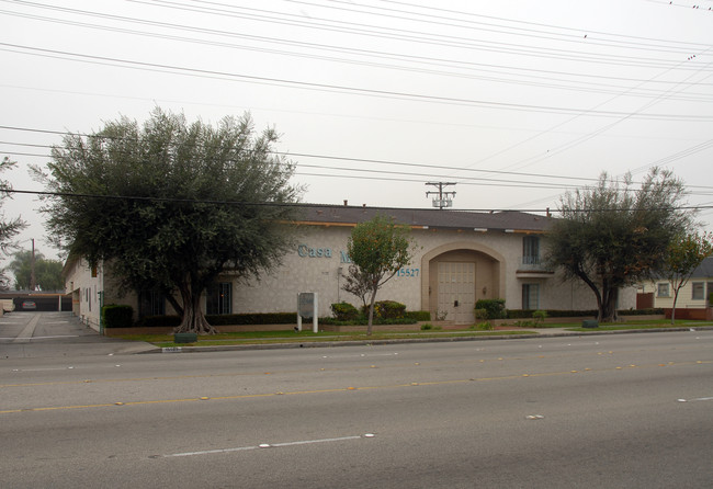 Casa Madrid Apartments in Bellflower, CA - Foto de edificio - Building Photo