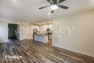 215 Parkwood Dr NW in Concord, NC - Building Photo - Building Photo