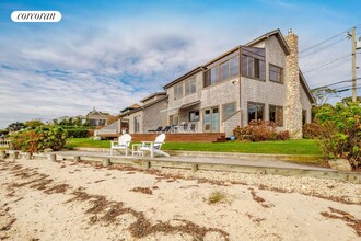 312 E Montauk Hwy in Hampton Bays, NY - Building Photo - Building Photo