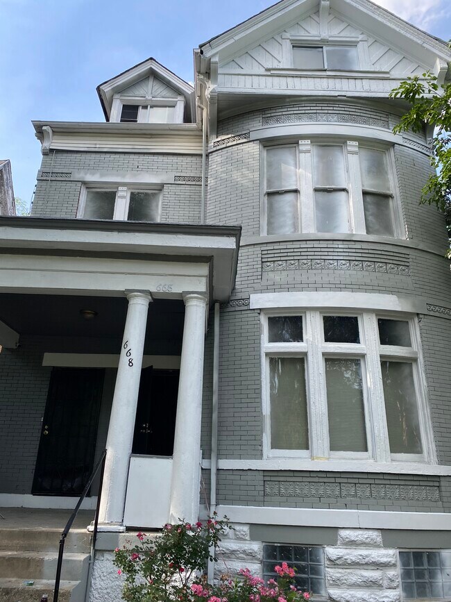 668 June St Rentals in Cincinnati, OH