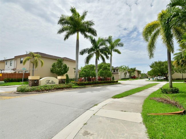 8940 SW 228th Ln in Cutler Bay, FL - Building Photo - Building Photo