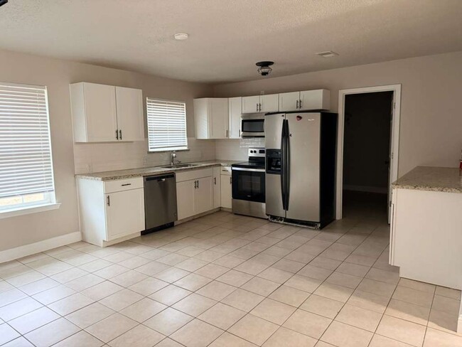 7545 Neely Dr in Lumberton, TX - Building Photo - Building Photo