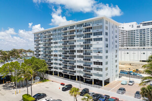 5313 Collins Ave Apartments