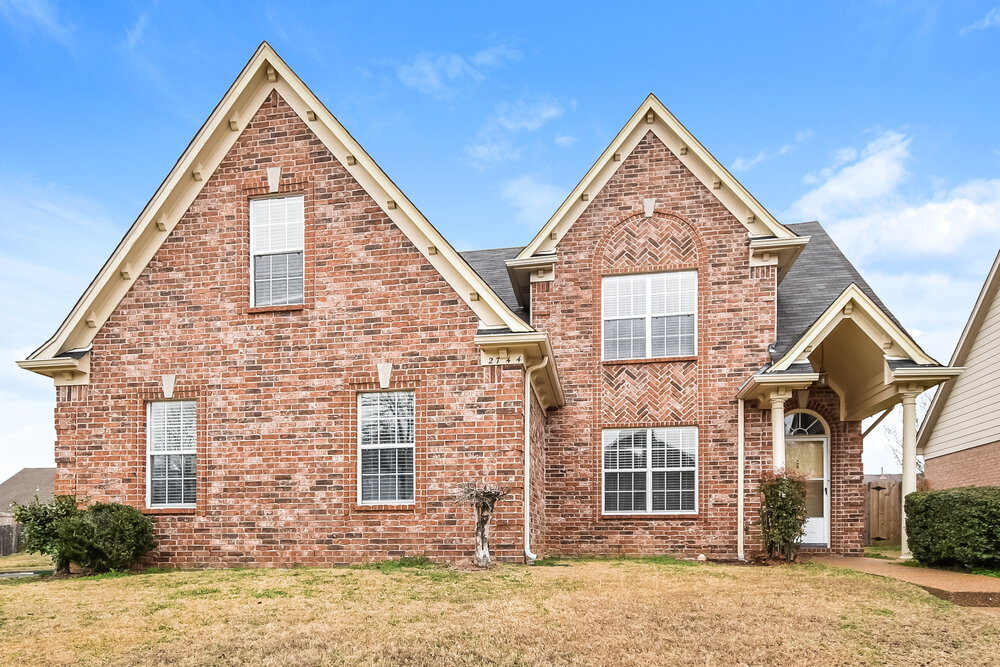 2744 Breezy Ridge Trail in Memphis, TN - Building Photo