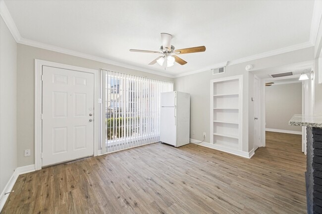 property at 201 Emerson St