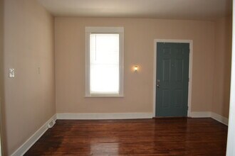 1121 Seymour Ave in Utica, NY - Building Photo - Building Photo