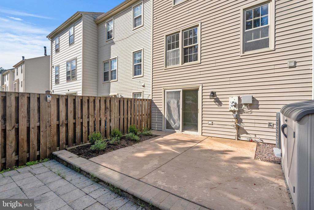 5503 Akridge Ct in Fairfax, VA - Building Photo