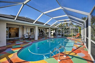 421 SE 4th Pl in Cape Coral, FL - Building Photo - Building Photo