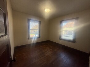 2824 Des Moines St in Des Moines, IA - Building Photo - Building Photo