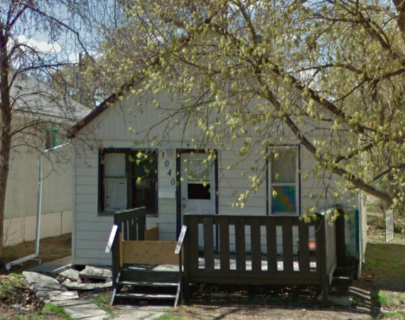 1040 Athol St in Regina, SK - Building Photo