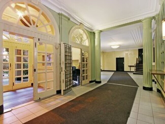 225 Sterling Pl in Brooklyn, NY - Building Photo - Building Photo