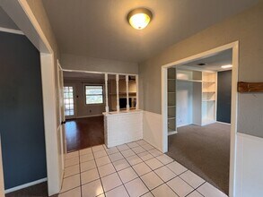1812 Elmhurst Dr in Arlington, TX - Building Photo - Building Photo
