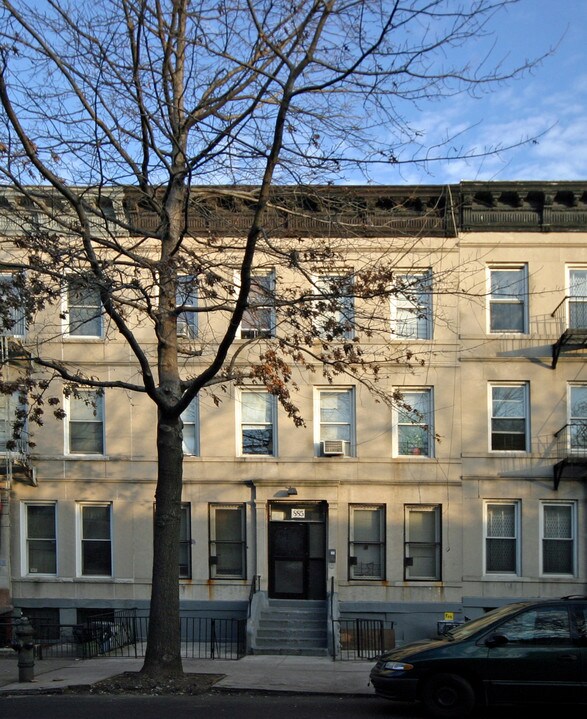 885 Saint Johns Pl in Brooklyn, NY - Building Photo