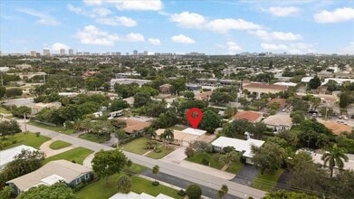 724 NE 2nd St in Pompano Beach, FL - Foto de edificio - Building Photo