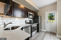 634 Denison St photo'