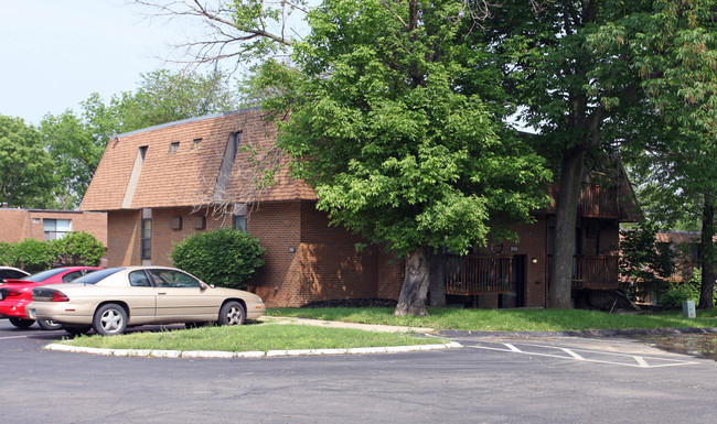 Princeton Square Apartments in Hamilton, OH - Building Photo - Building Photo