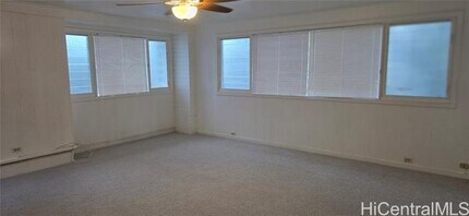 1357 Mokulua Dr in Kailua, HI - Foto de edificio - Building Photo