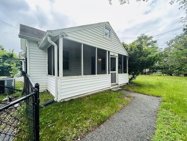 property at 4861 Eastern Ln