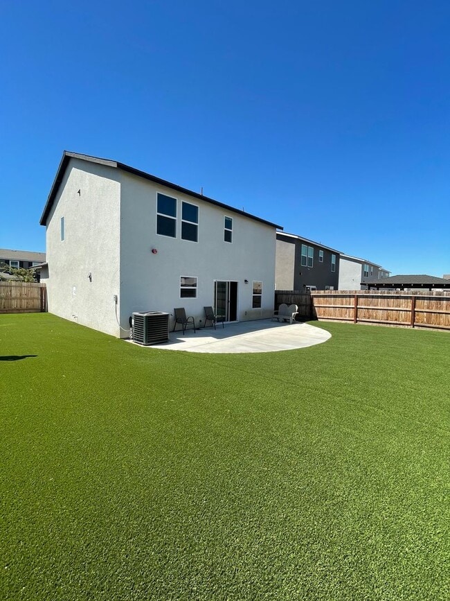 property at 2096 Coulter Ln