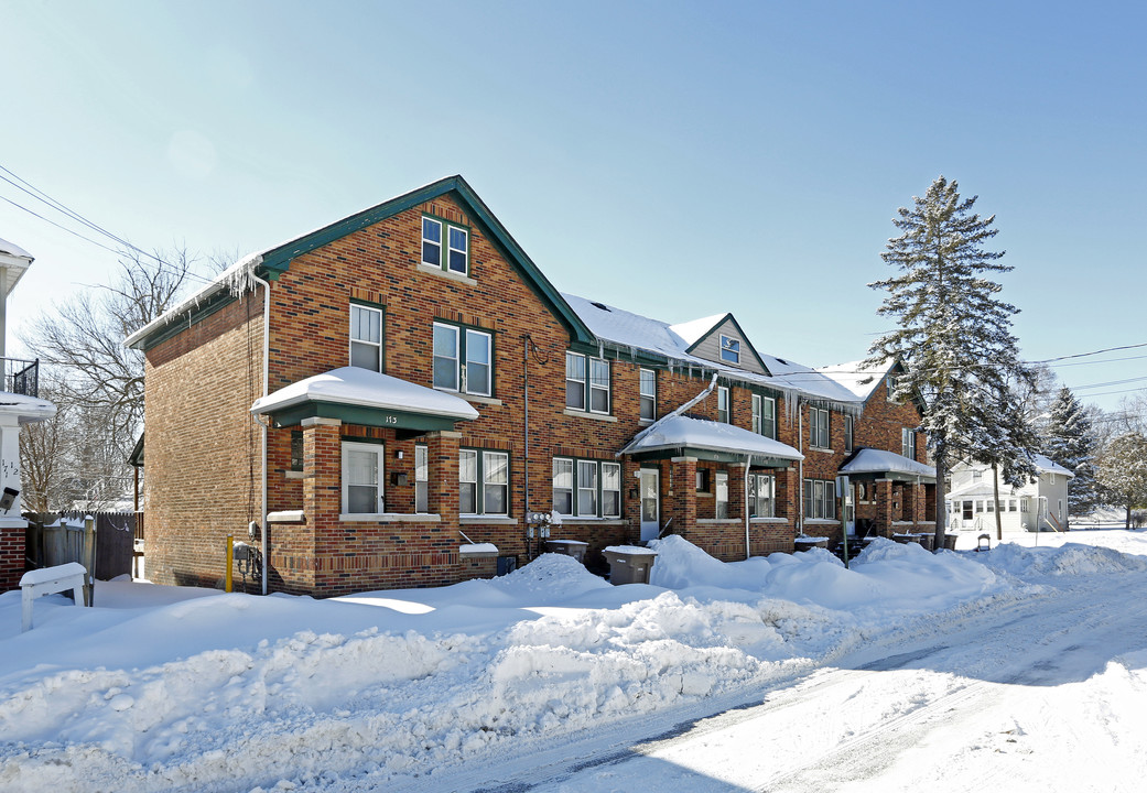 Rundell Street Apartments in Pontiac, MI - Building Photo