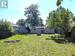696 Hastings Ave in Innisfil, ON - Building Photo - Building Photo