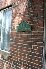 803 S Ode St, Unit A in Arlington, VA - Building Photo - Building Photo