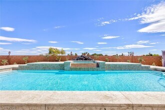 6525 Ponderosa Way in Las Vegas, NV - Building Photo - Building Photo