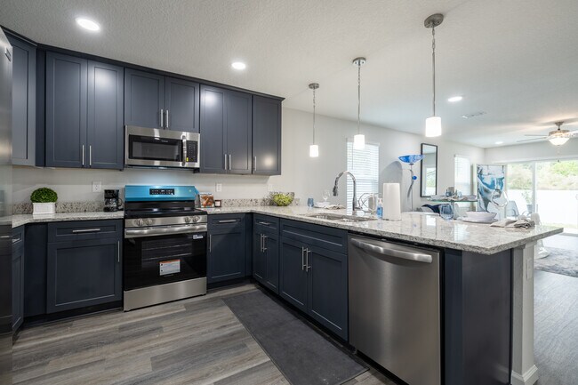 Cedar Creek Estates in Jacksonville, FL - Foto de edificio - Interior Photo