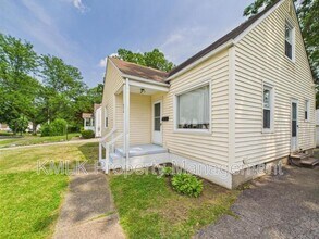 636 Lurie Ave in Akron, OH - Building Photo - Building Photo