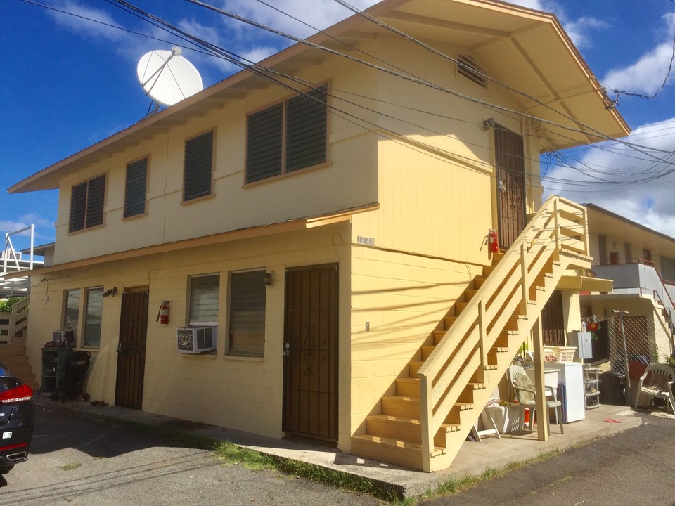 1914 Fern St in Honolulu, HI - Building Photo