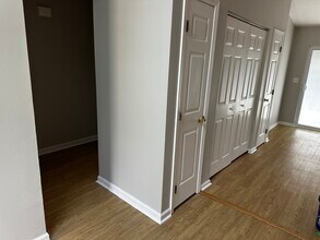 3755 Chamberlain Ct, Unit 3755 chamberlain ct in Louisville, KY - Building Photo - Building Photo